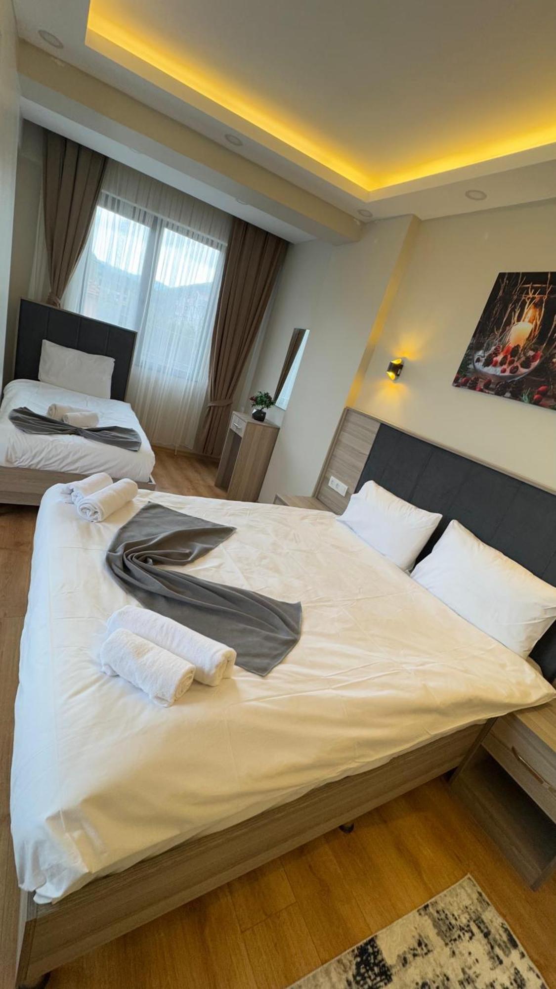 Lions Boutique Hotel Altinova  ภายนอก รูปภาพ