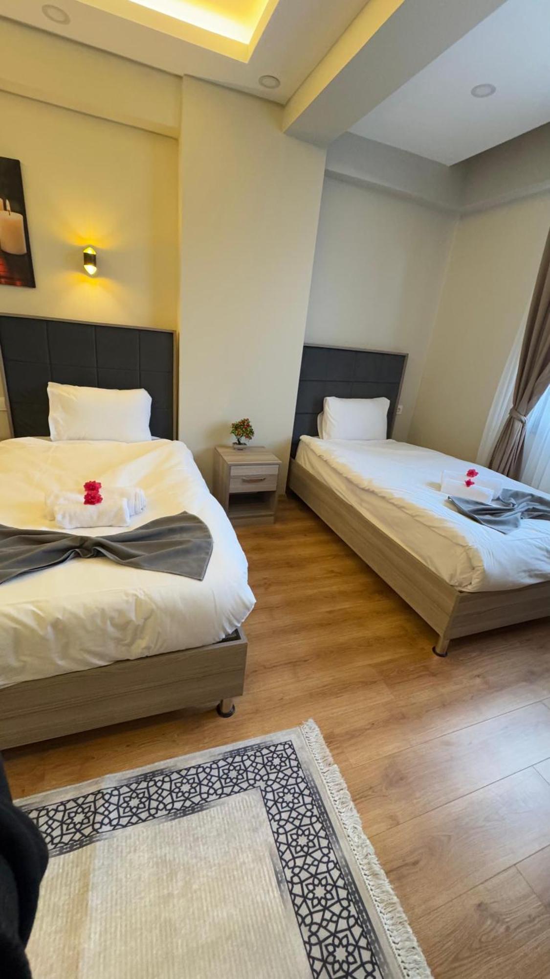 Lions Boutique Hotel Altinova  ภายนอก รูปภาพ