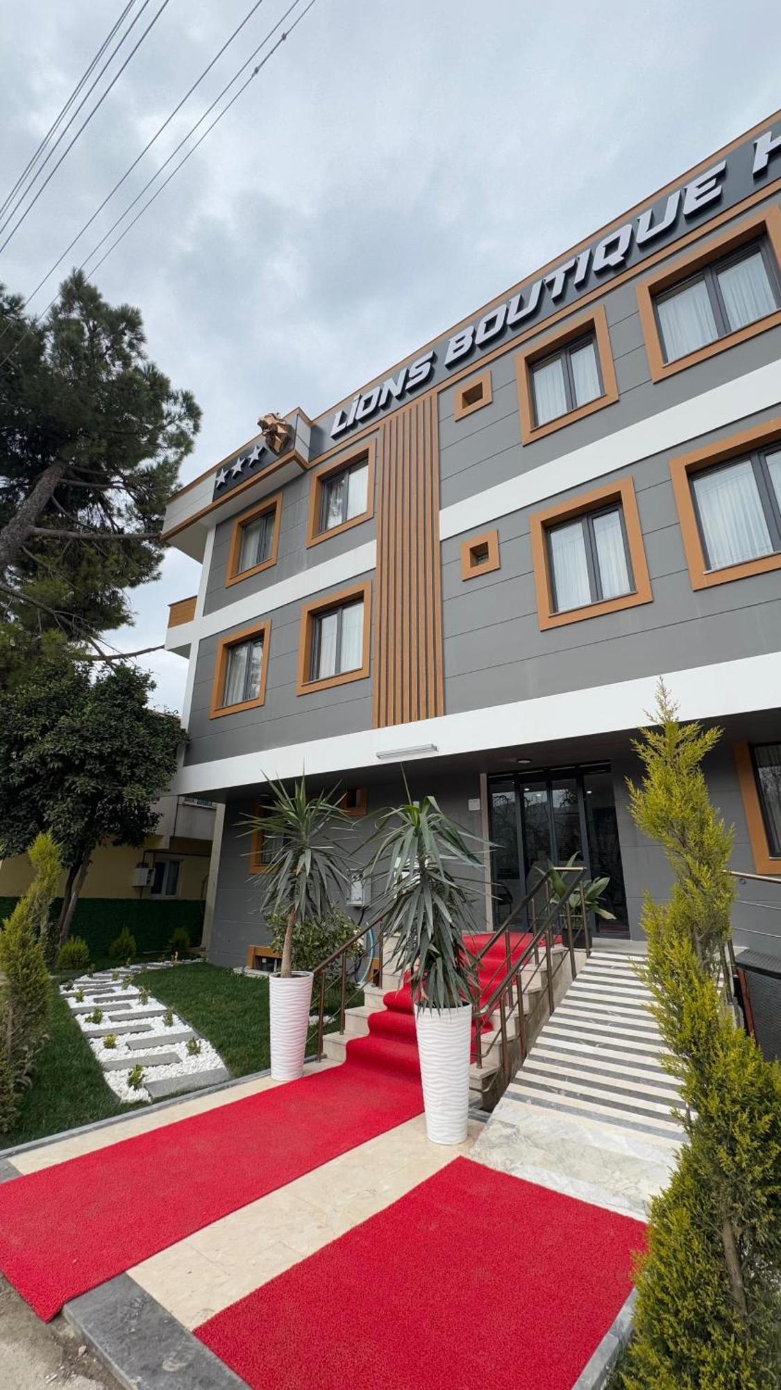 Lions Boutique Hotel Altinova  ภายนอก รูปภาพ